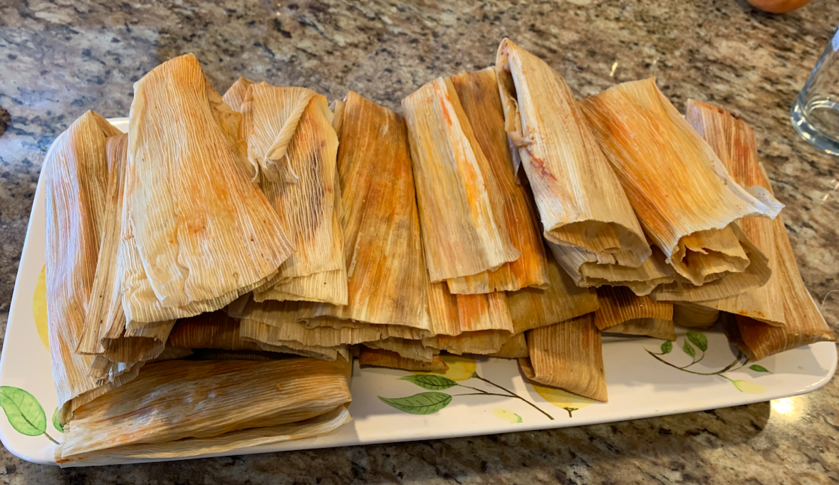 Cover Image for Tamales (Receta de la Abuela)